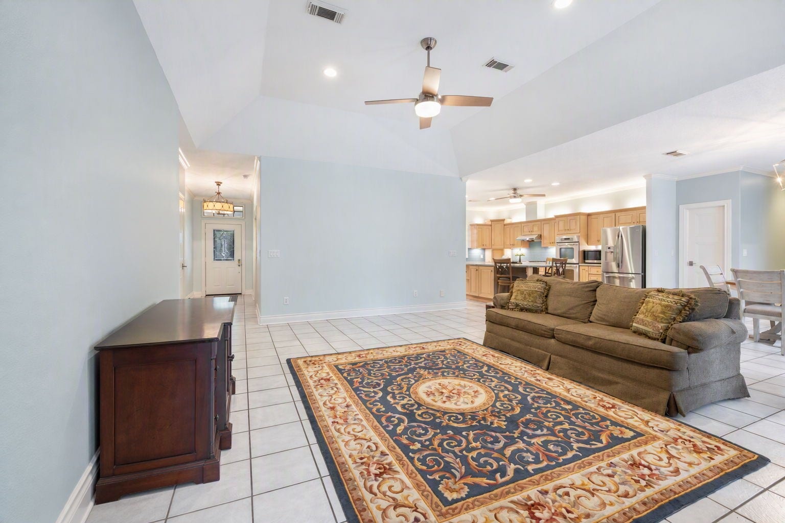 8803 Sendera Drive, Magnolia, TX 77354 8803 Sendera Drive, Magnolia, TX 77354