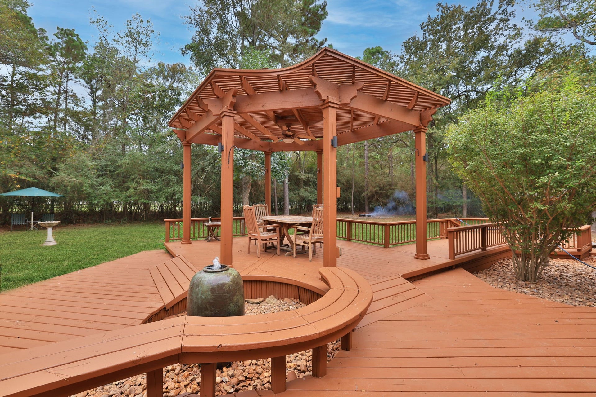 8803 Sendera Drive, Magnolia, TX 77354 8803 Sendera Drive, Magnolia, TX 77354