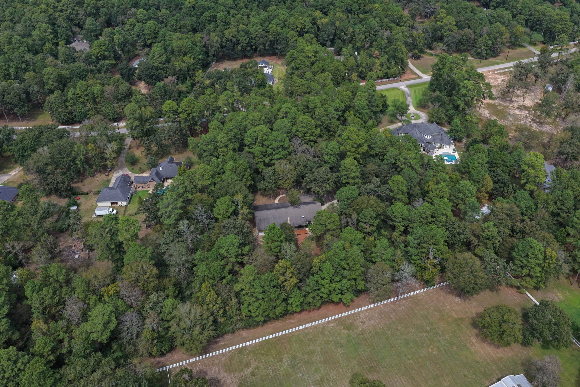 8803 Sendera Drive, Magnolia, TX 77354 8803 Sendera Drive, Magnolia, TX 77354