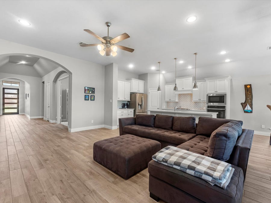 Property photo for 10135 Napier Drive, Manvel, TX