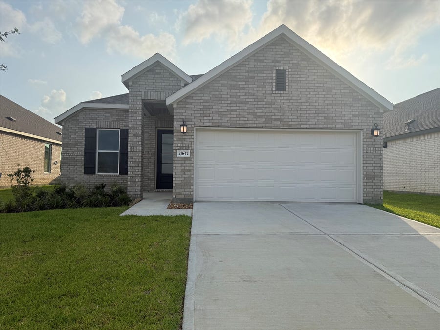 Property photo for 21647 Willow River Canyon Lane, Waller, TX