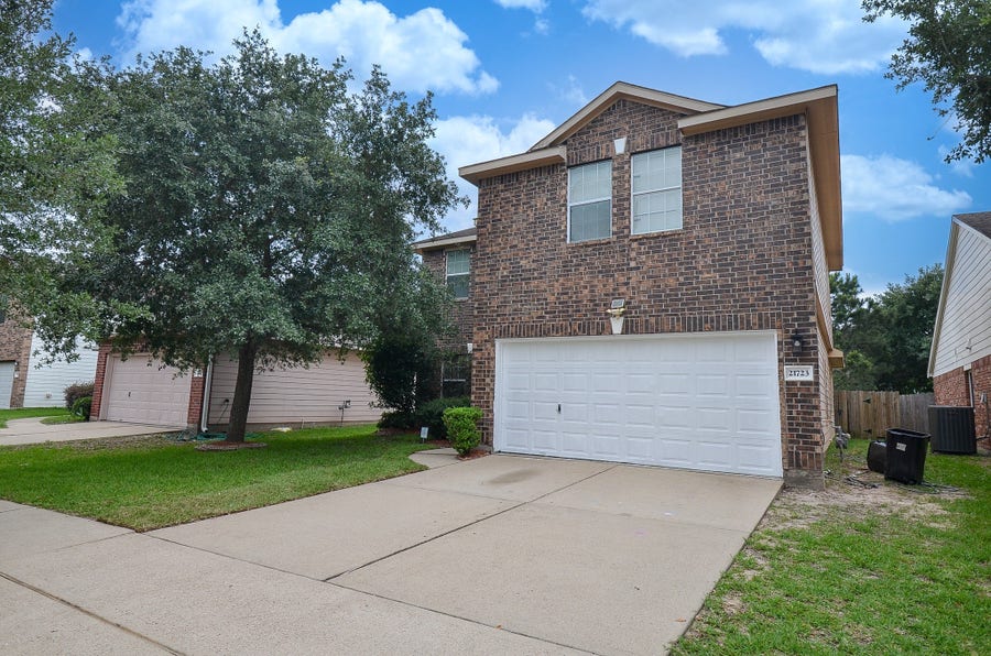 Property photo for 21723 Britton Hill Way, Katy, TX