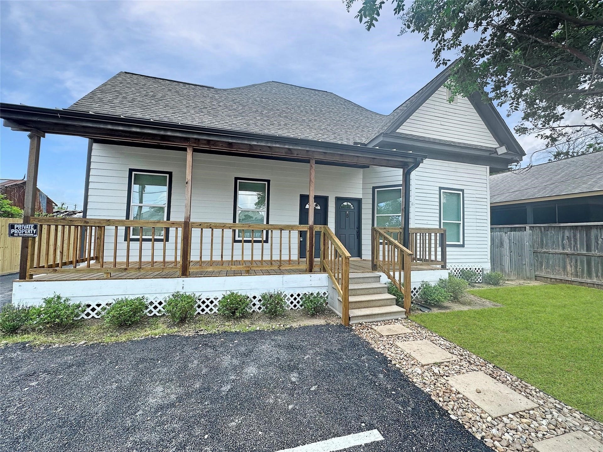 306 Stiles Street, #B, Houston, TX 77011 306 Stiles Street, #B, Houston, TX 77011