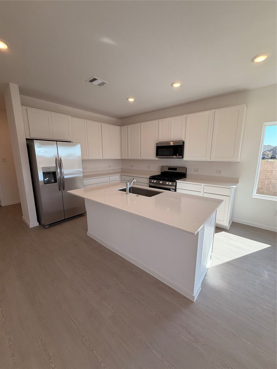 Property photo for 2152 Salinas Drive, Rosharon, TX