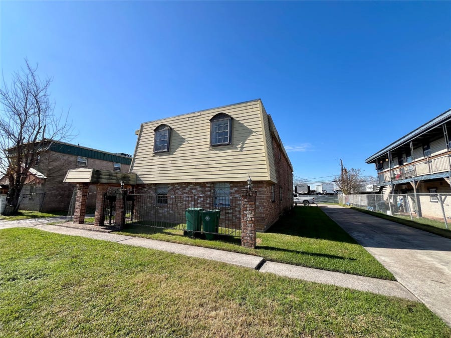 Property photo for 1042 W Village Court, #D, Pasadena, TX