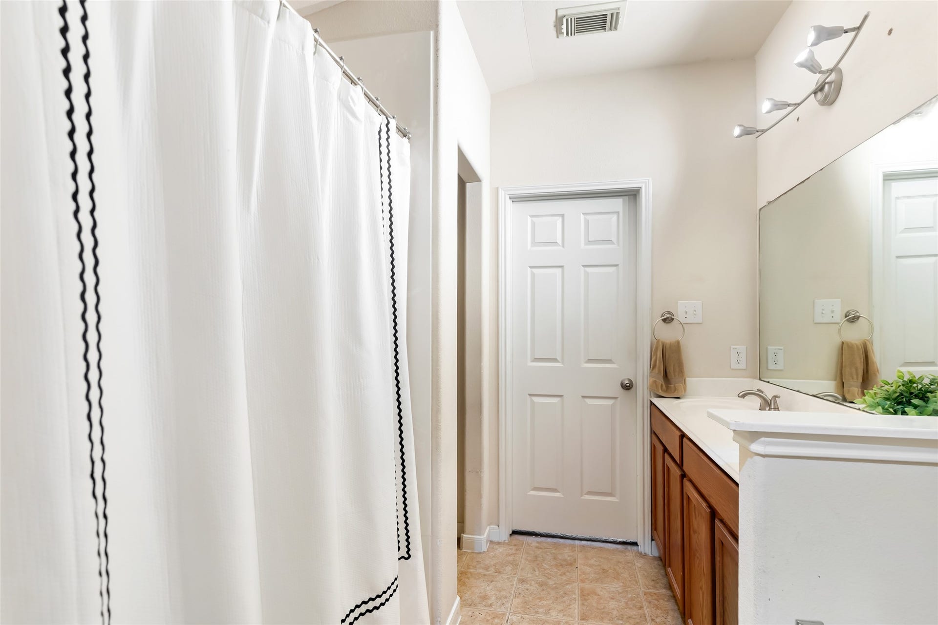9614 Barr Spring Drive, Humble, TX 77396