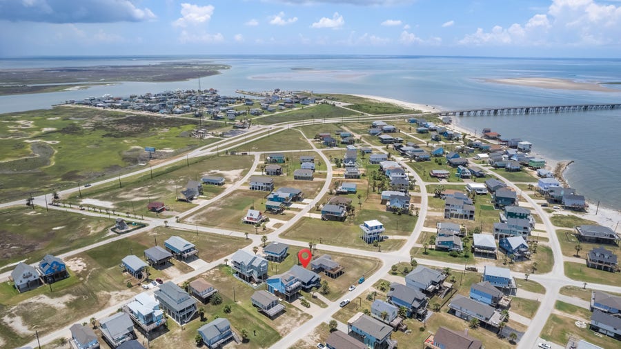 Property photo for 12927 Buccaneer Parkway, Freeport, TX