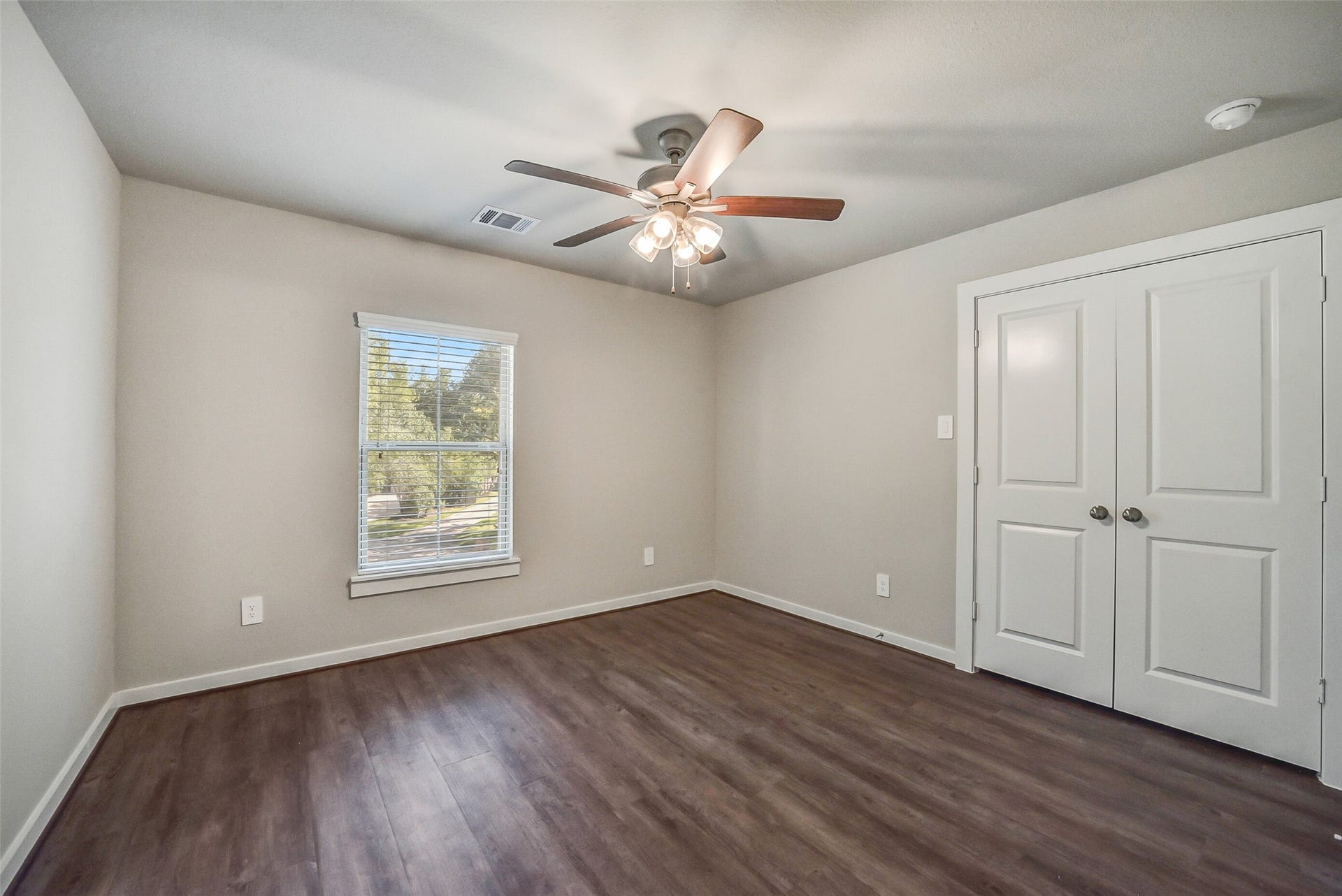 15 Lantana Trail, Spring, TX 77382