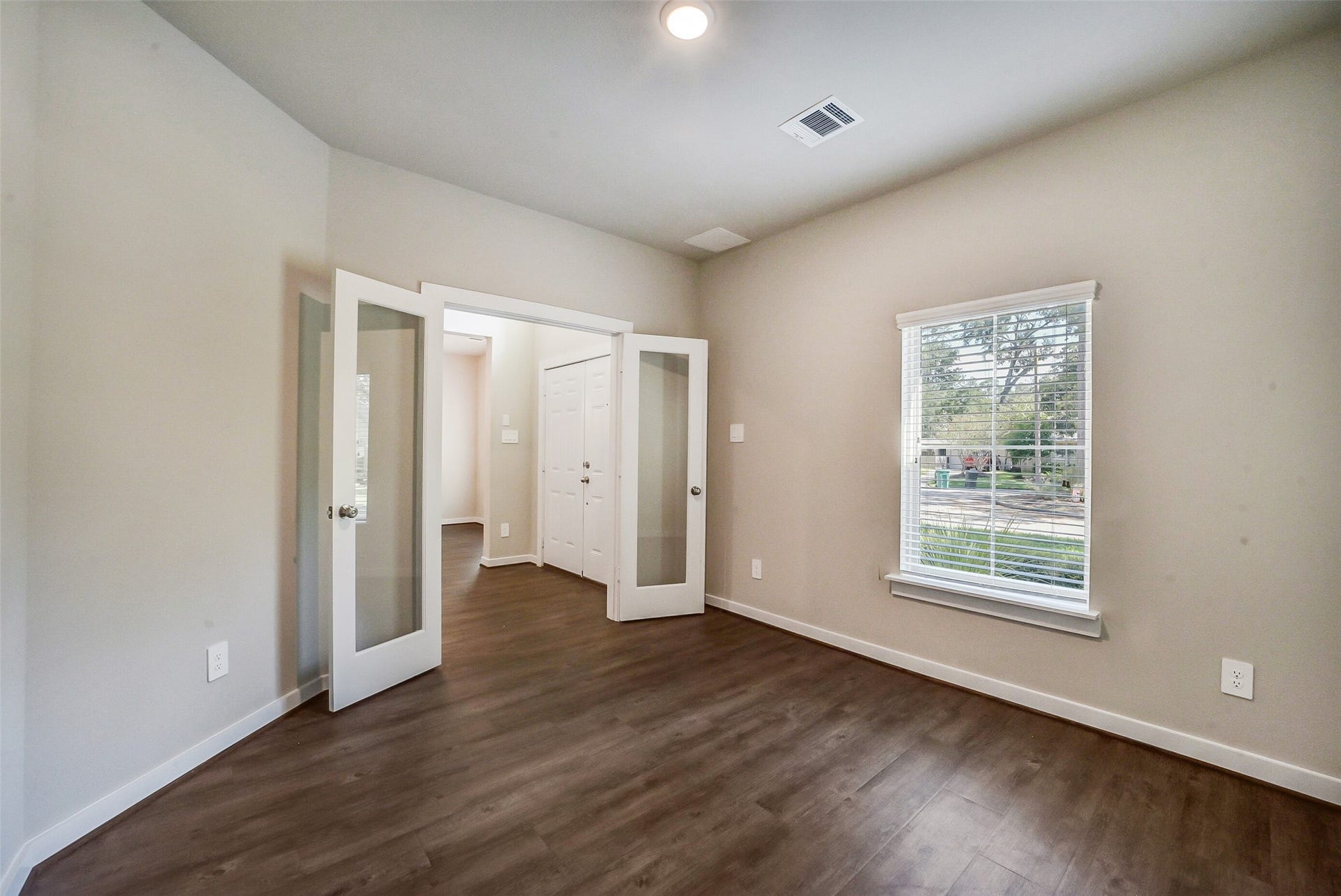 15 Lantana Trail, Spring, TX 77382