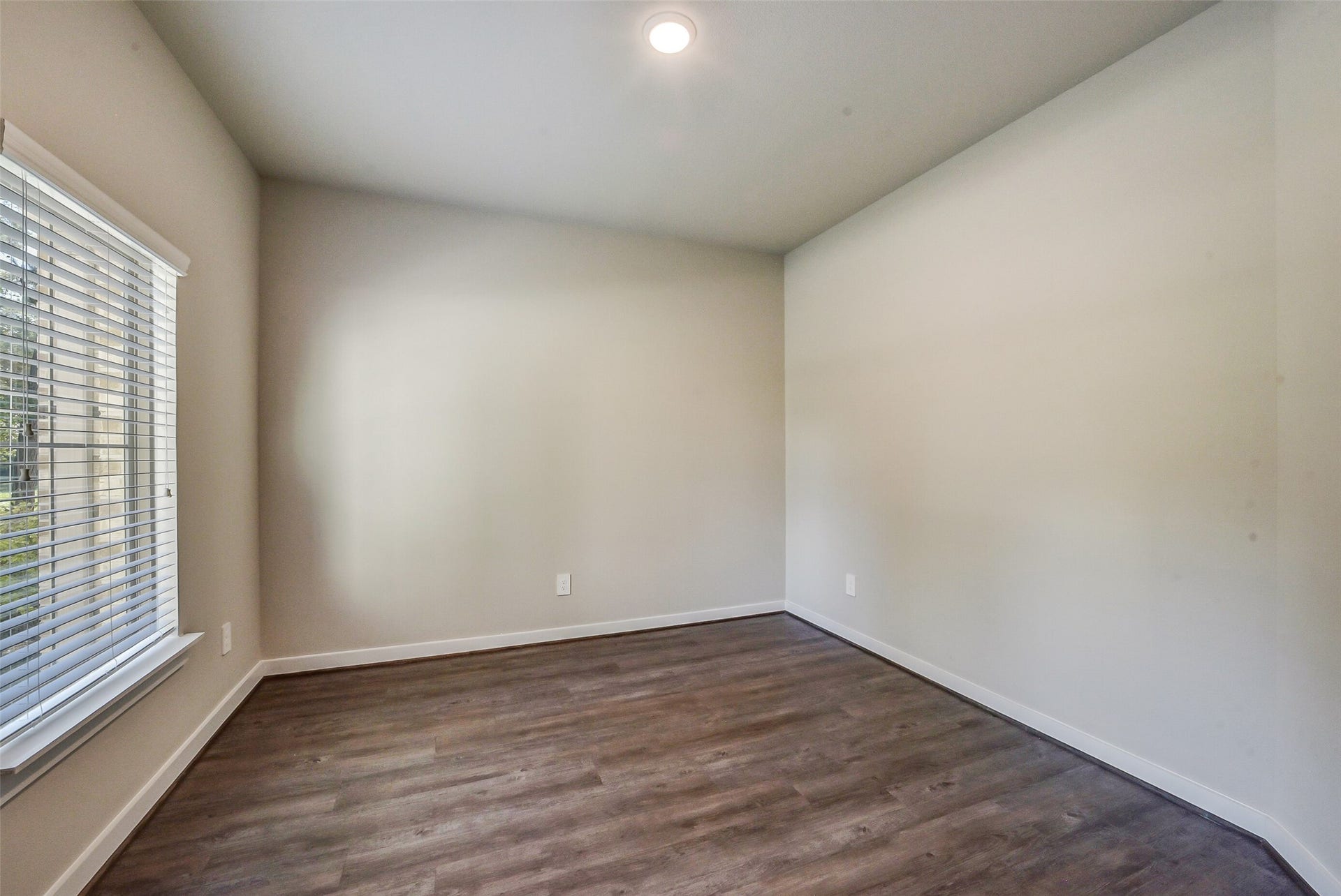 15 Lantana Trail, Spring, TX 77382