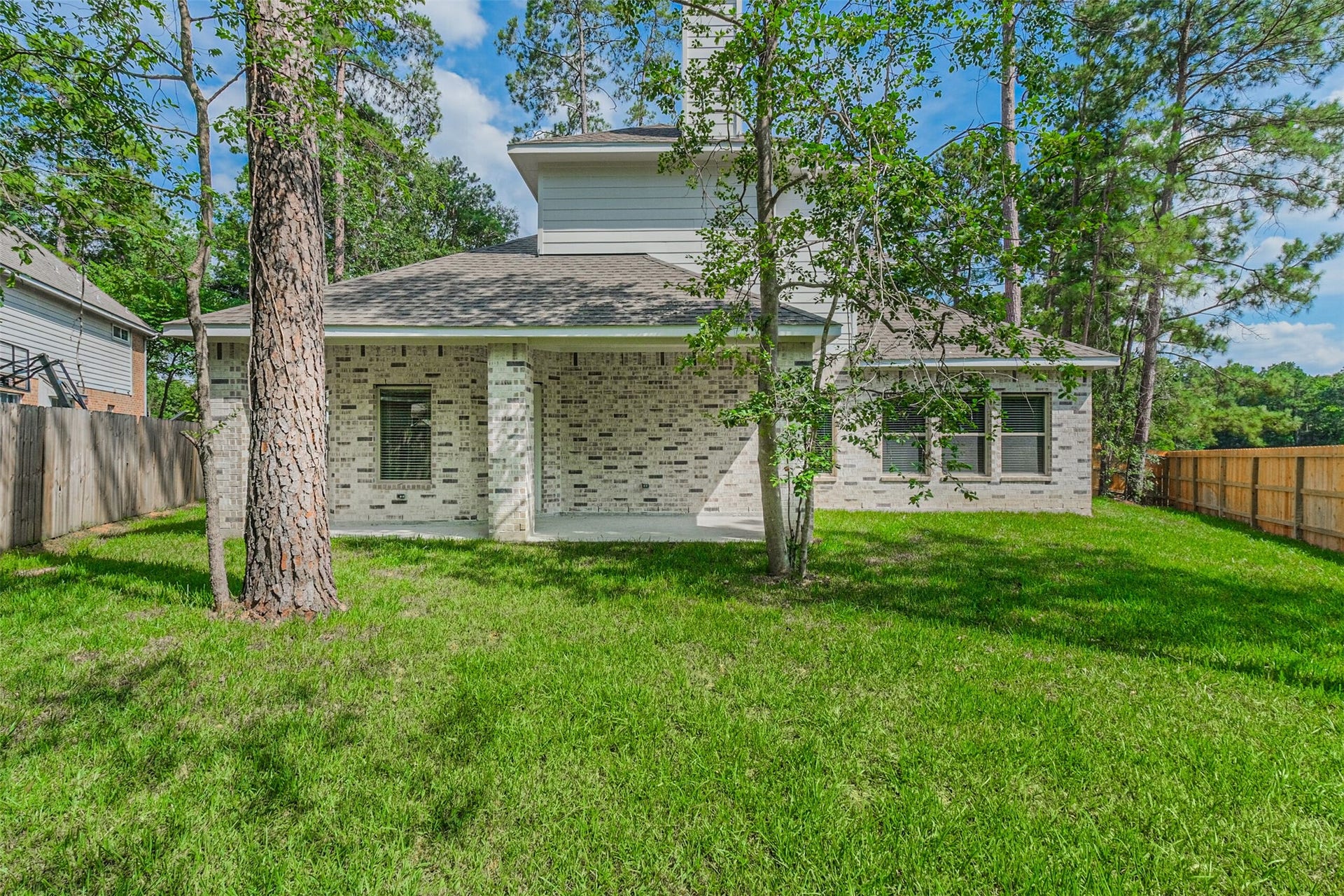 15 Lantana Trail, Spring, TX 77382