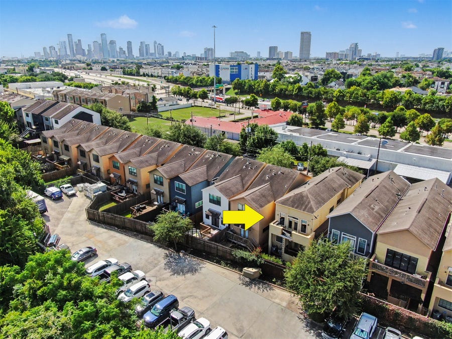 Property photo for 4648 Cornish Street, Houston, TX