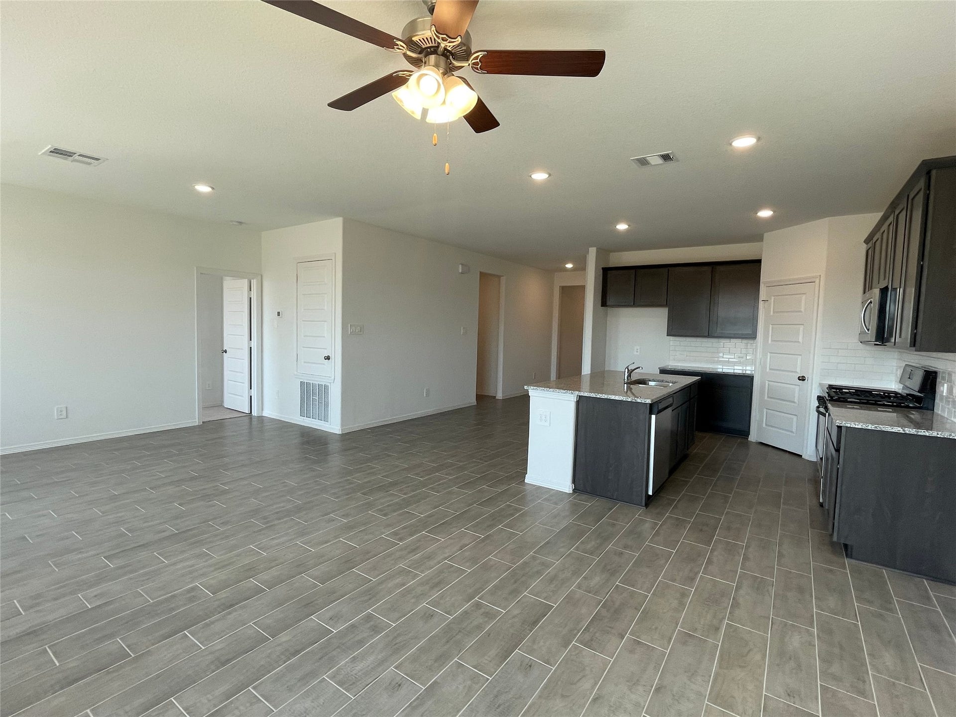 9695 Caney Trails Road, Conroe, TX 77303 9695 Caney Trails Road, Conroe, TX 77303