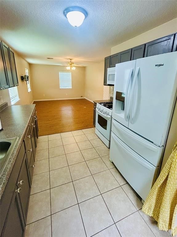 1025 14th Street, San Leon, TX 77539 1025 14th Street, San Leon, TX 77539
