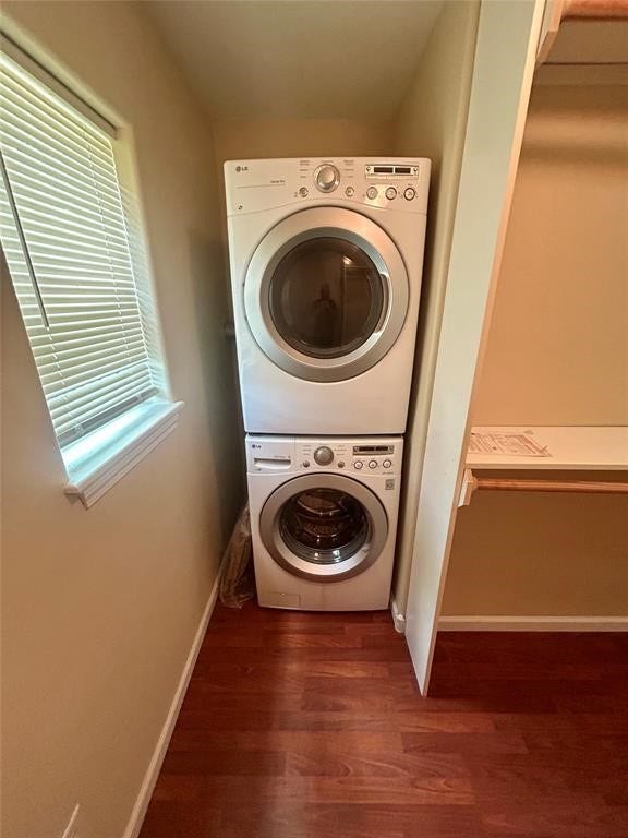 1025 14th Street, San Leon, TX 77539 1025 14th Street, San Leon, TX 77539
