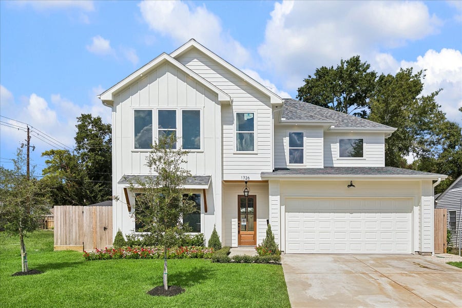 Property photo for 1726 Chantilly Lane, Houston, TX