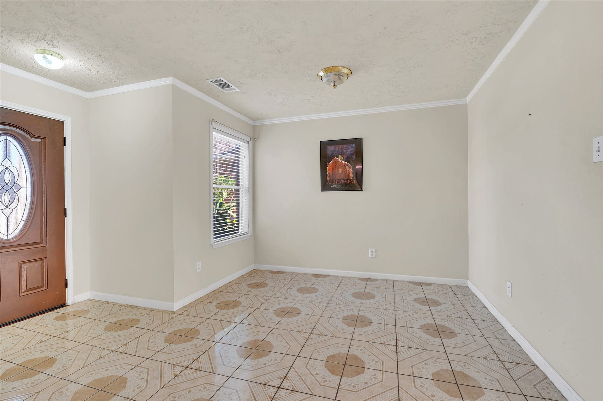 11818 Eagle Island Lane, Houston, TX 77034 DINNING ROOM