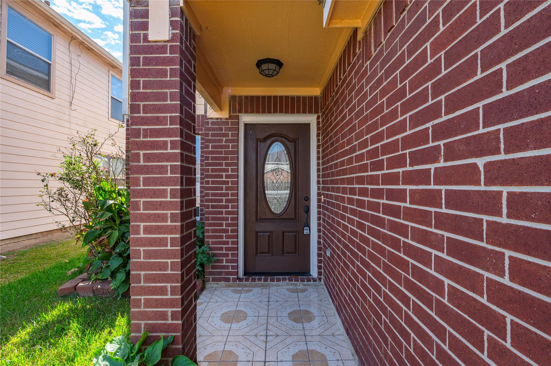 11818 Eagle Island Lane, Houston, TX 77034 ENTRY DOOR