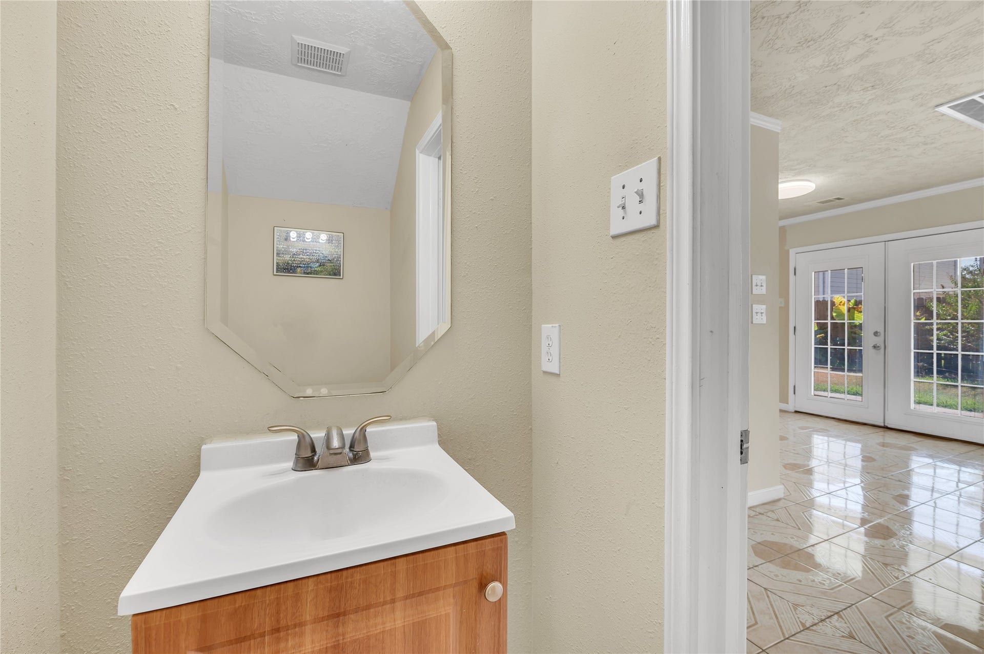 11818 Eagle Island Lane, Houston, TX 77034 2ND RESTROOM