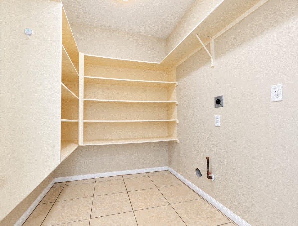 7015 Biton Drive, Houston, TX 77083