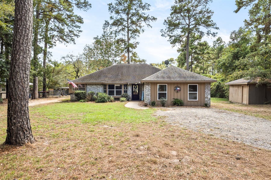 Property photo for 15303 Stagecoach Road, Stagecoach, TX