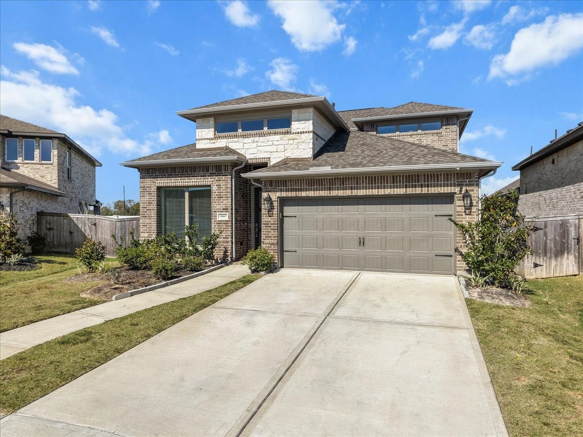 19007 Satsuma Ridge Drive, Manvel, TX 77578 Plenty of space for parking and nice curb appeal!