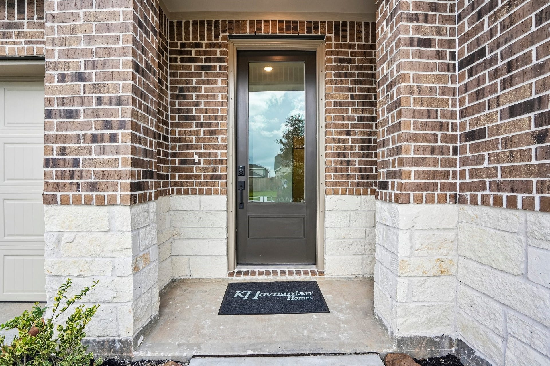 Welcoming entry