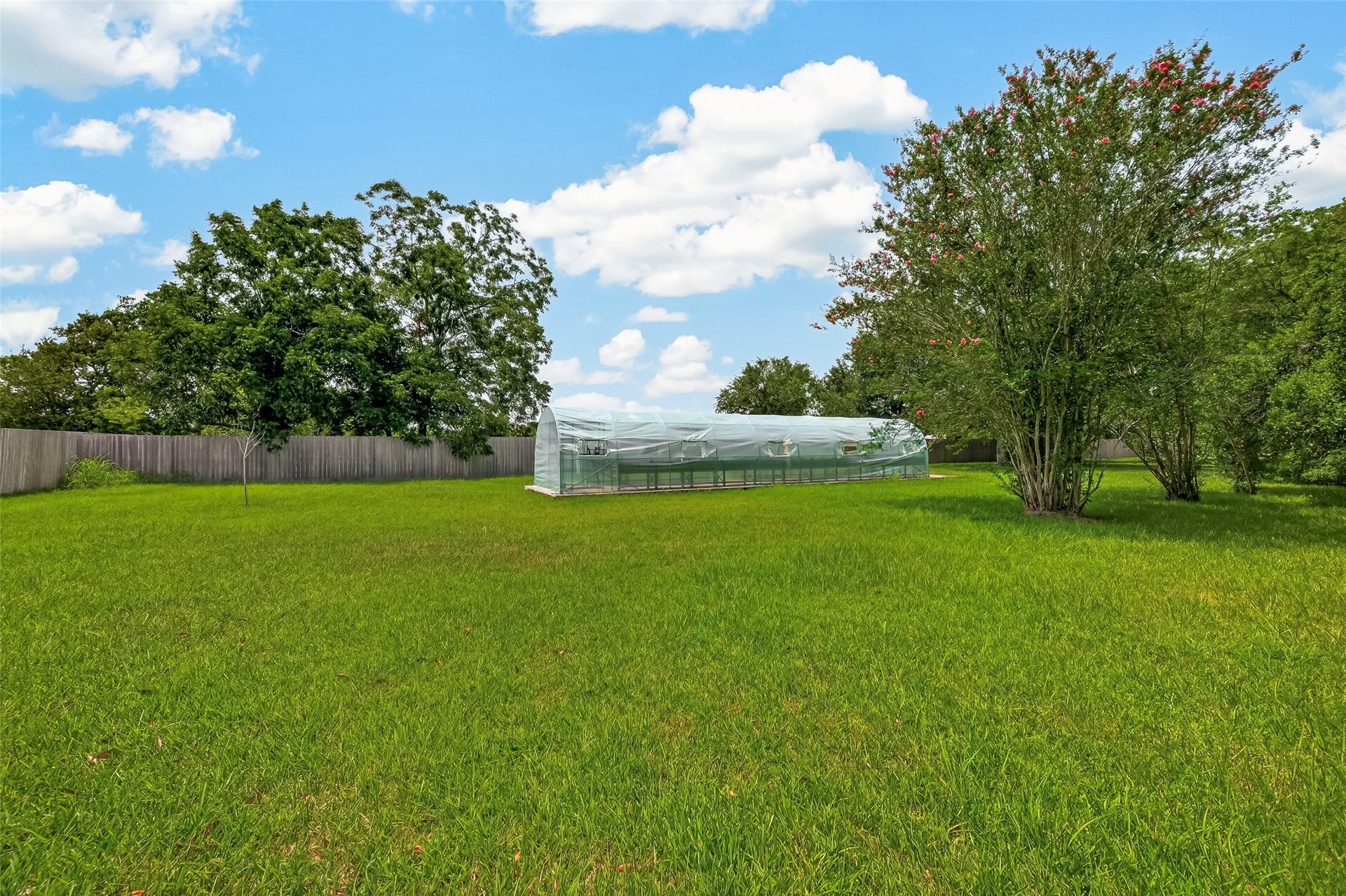 5606 Highland Road, Santa Fe, TX 77517 5606 Highland Road, Santa Fe, TX 77517