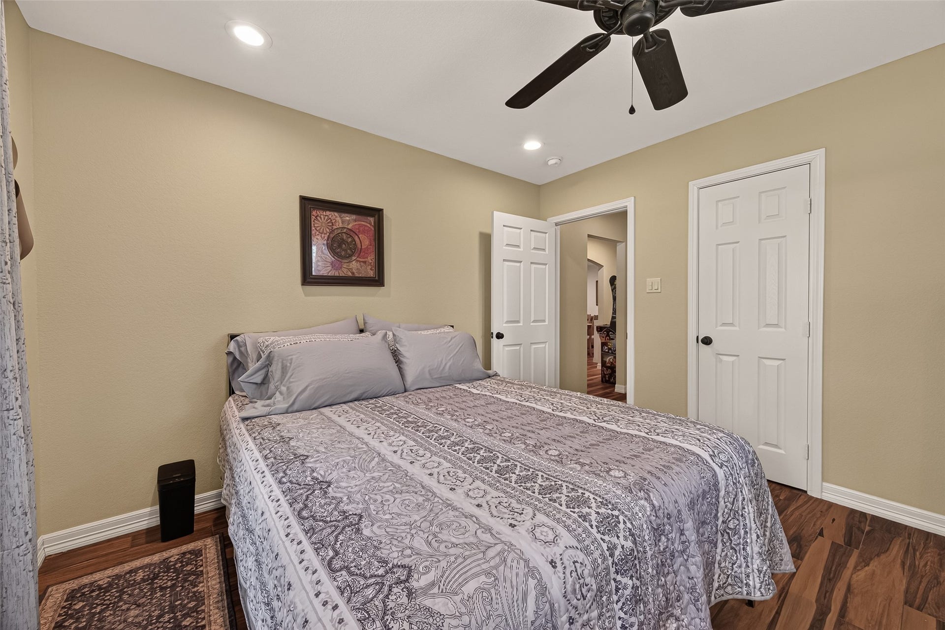 5606 Highland Road, Santa Fe, TX 77517 5606 Highland Road, Santa Fe, TX 77517