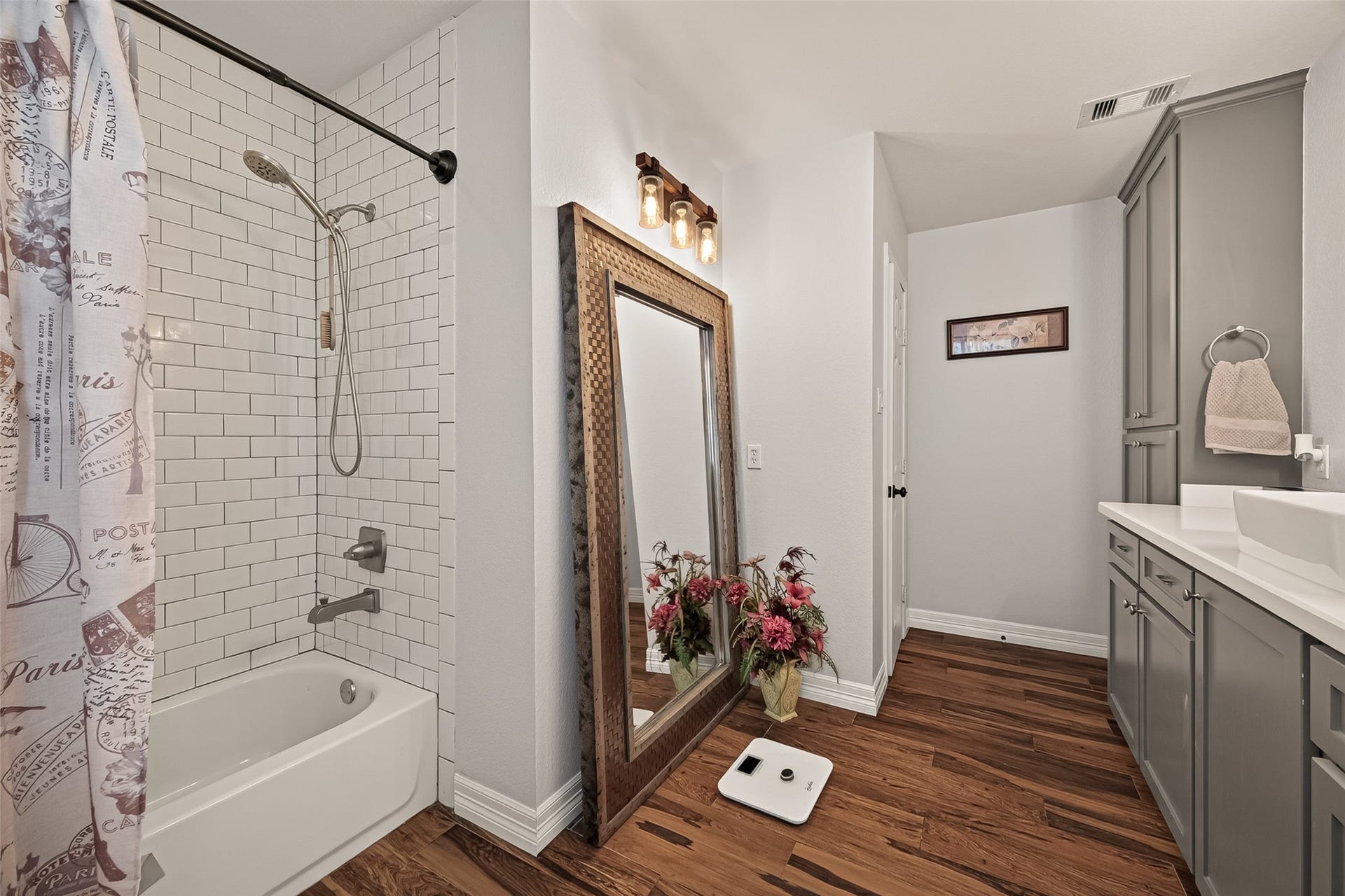 5606 Highland Road, Santa Fe, TX 77517 5606 Highland Road, Santa Fe, TX 77517