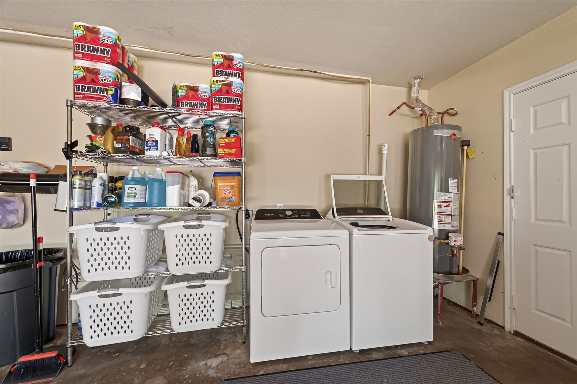 5606 Highland Road, Santa Fe, TX 77517 5606 Highland Road, Santa Fe, TX 77517