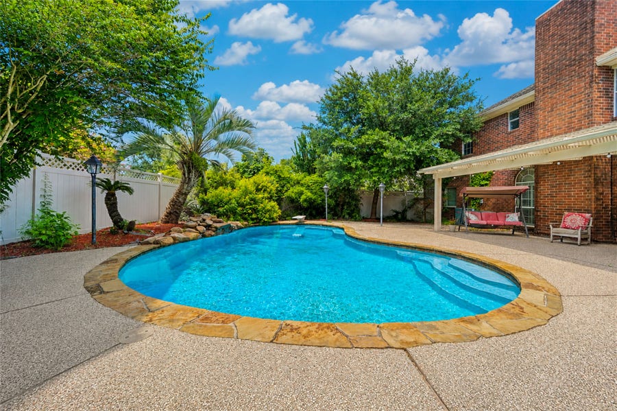 Property photo for 19722 Creekshore Drive, Katy, TX