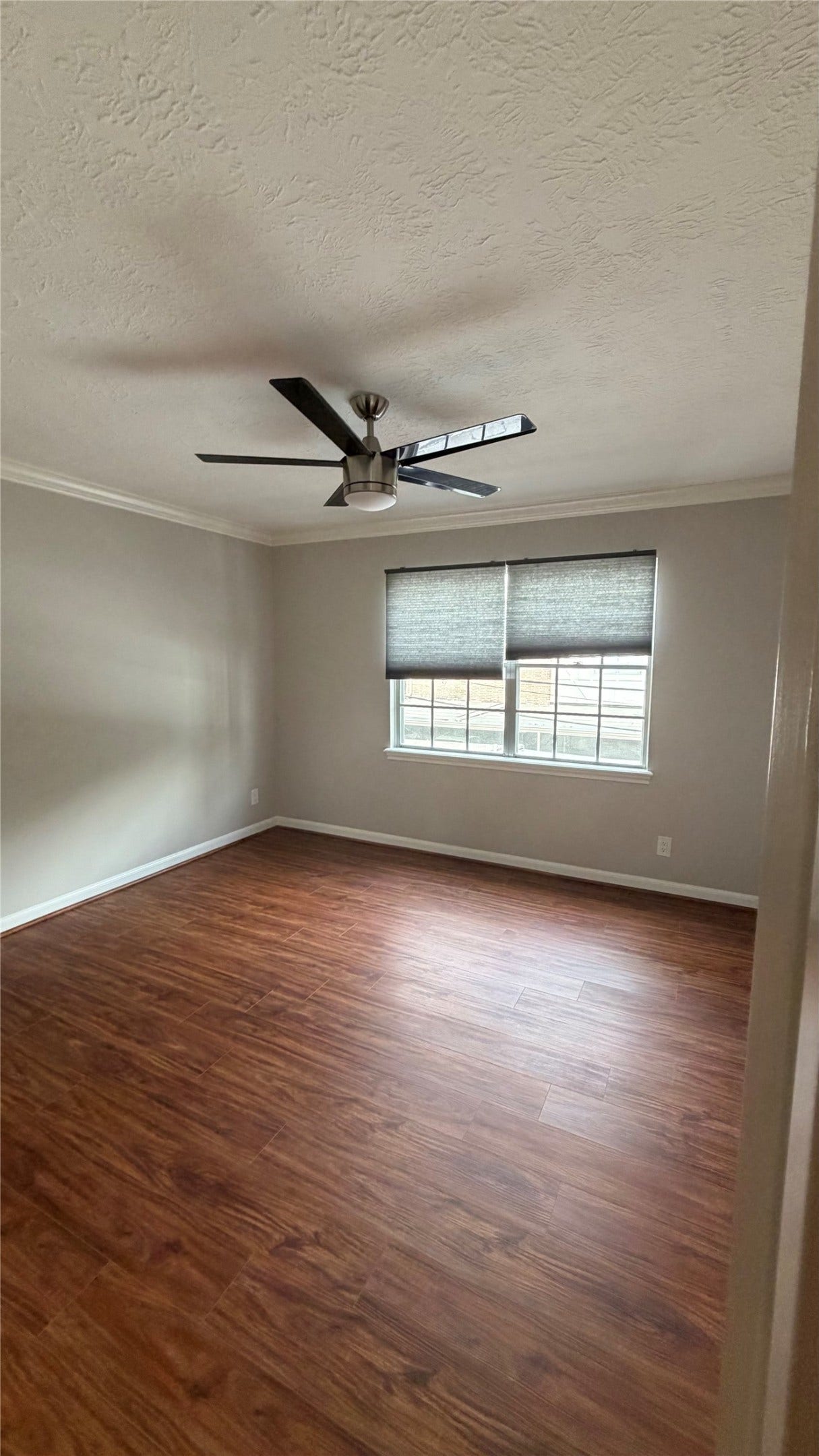 6310 DEERWOOD Road, Houston, TX 77057 6310 DEERWOOD Road, Houston, TX 77057
