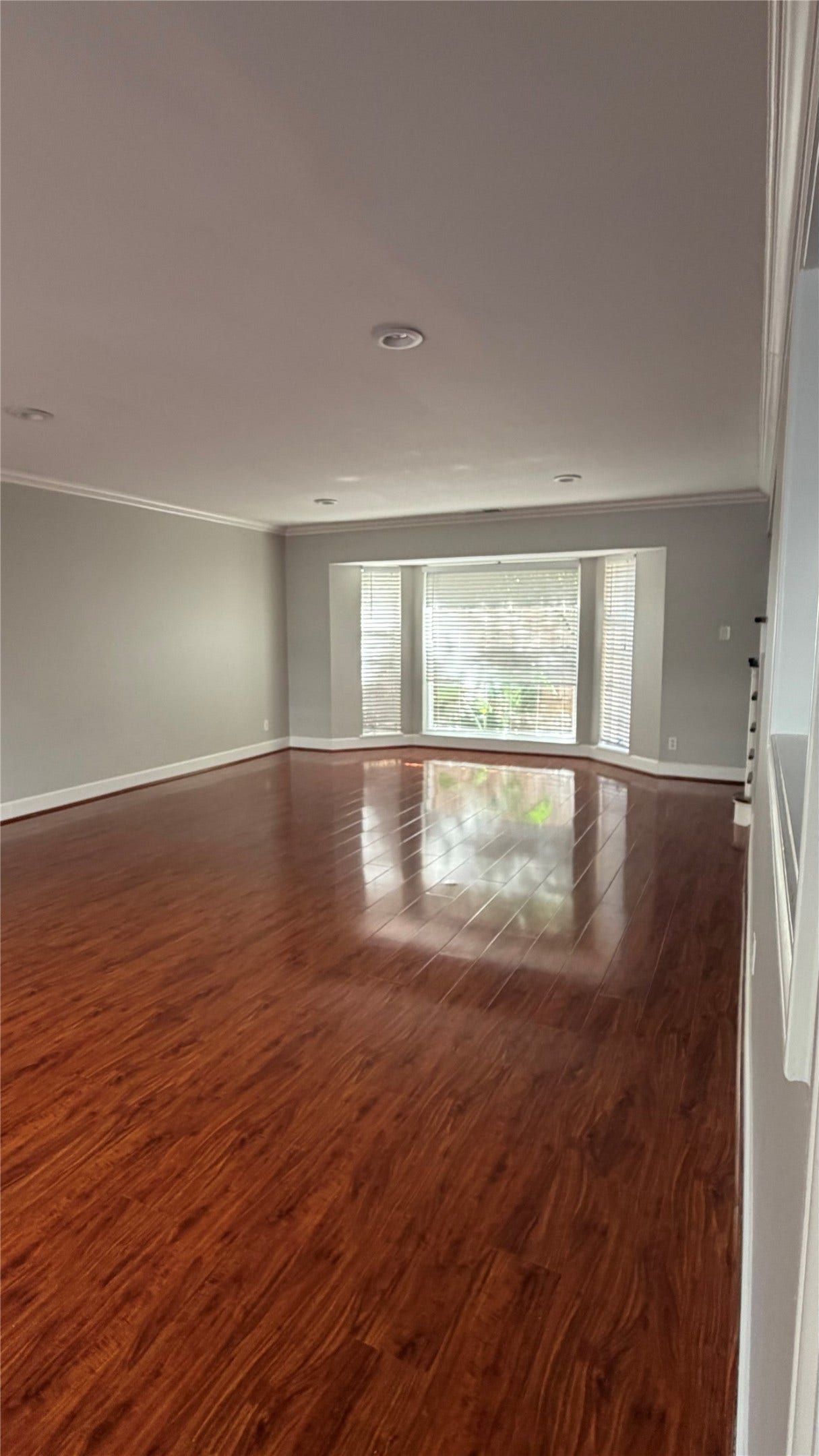 6310 DEERWOOD Road, Houston, TX 77057 6310 DEERWOOD Road, Houston, TX 77057