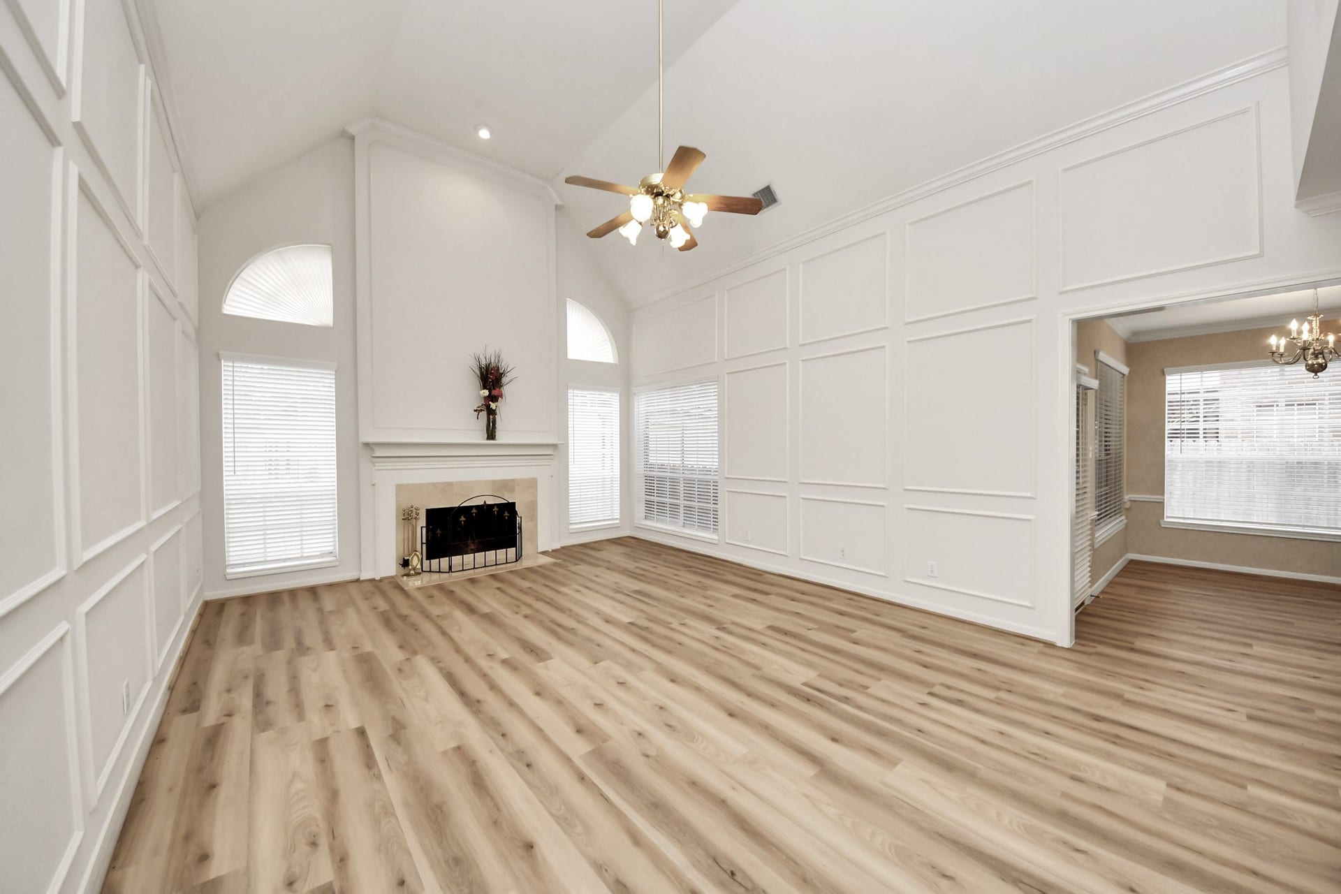 4418 Bermuda Drive, Sugar Land, TX 77479 4418 Bermuda Drive, Sugar Land, TX 77479