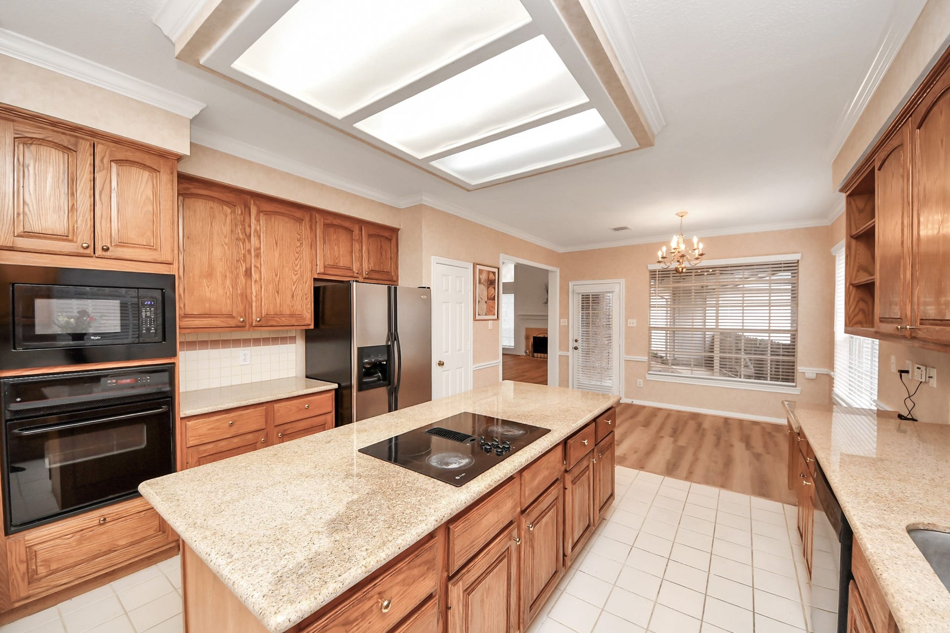 4418 Bermuda Drive, Sugar Land, TX 77479 4418 Bermuda Drive, Sugar Land, TX 77479