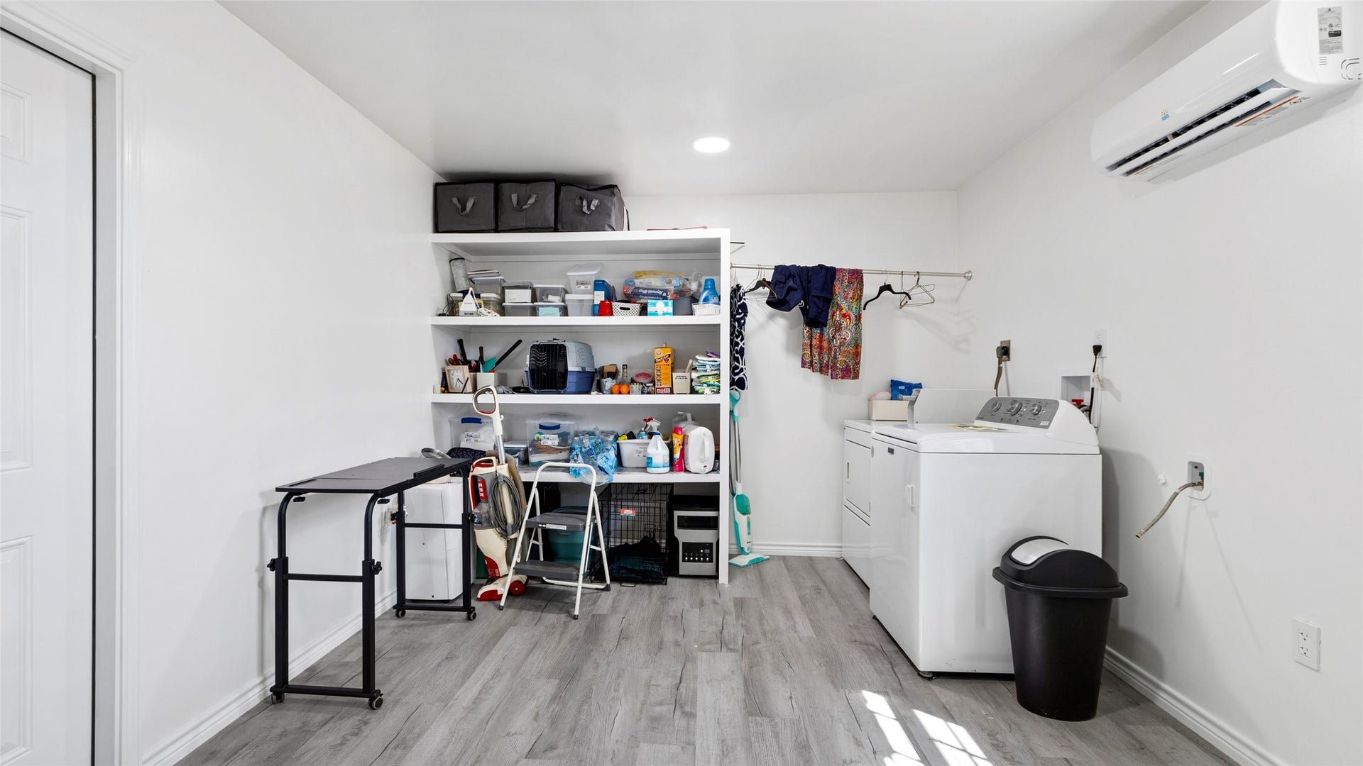 11723 County Road 458, #FM523, Angleton, TX 77515 LAUNDRY ROOM / FLEX SPACE - PERFECT FOR AN OFFICE - MUST SEE!!! - ADDED 2026