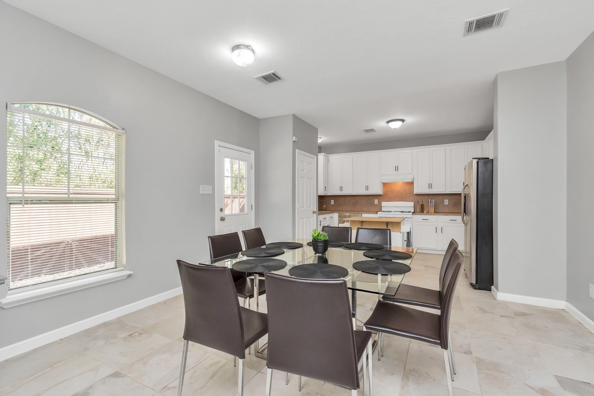 5822 Santa Bernadetta, Houston, TX 77017 5822 Santa Bernadetta, Houston, TX 77017