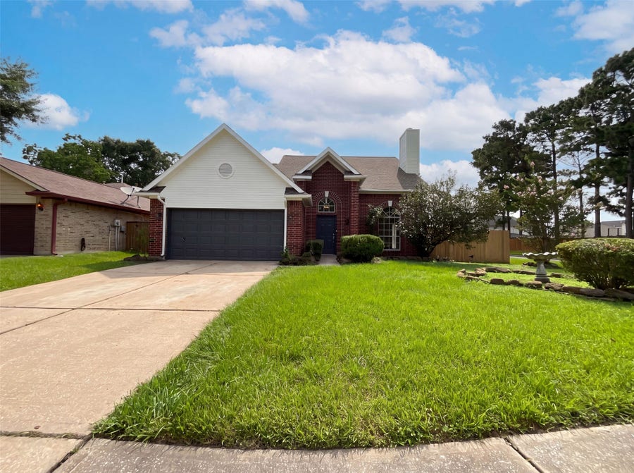 Property photo for 3035 Killdeer Lane, Humble, TX