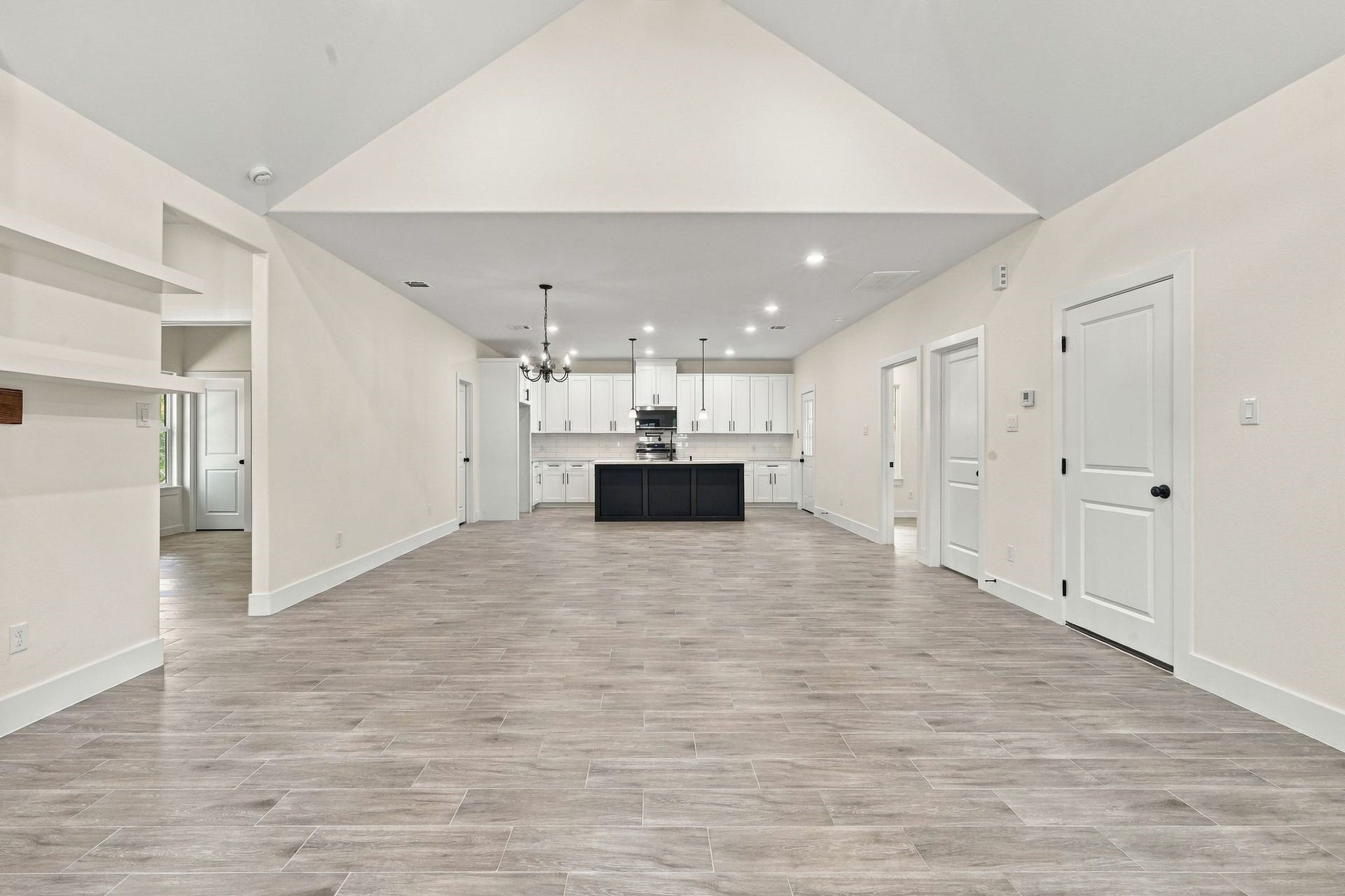 15172 Coaltown Road, Willis, TX 77378 15172 Coaltown Road, Willis, TX 77378