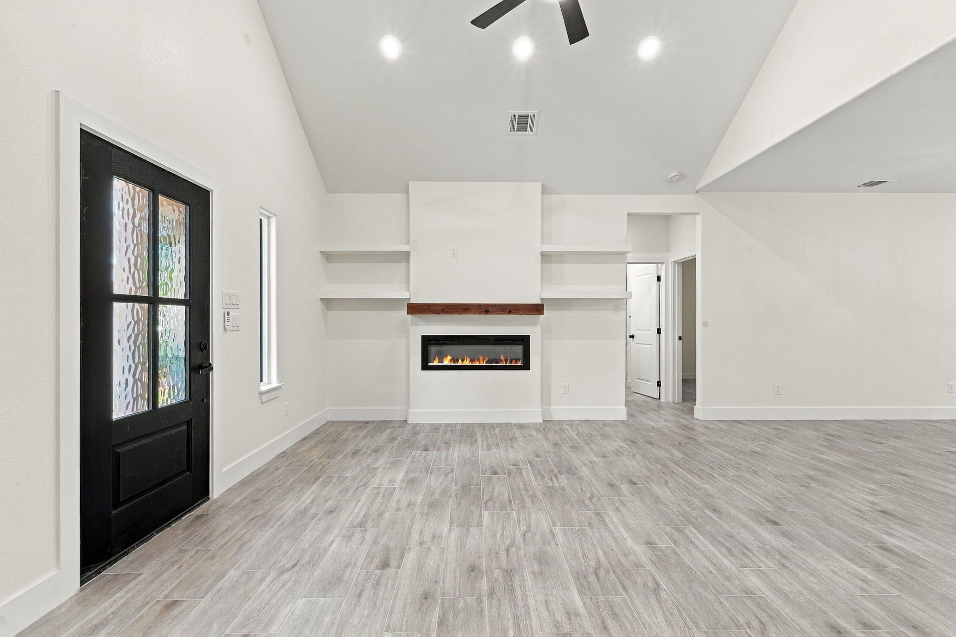 15172 Coaltown Road, Willis, TX 77378 15172 Coaltown Road, Willis, TX 77378