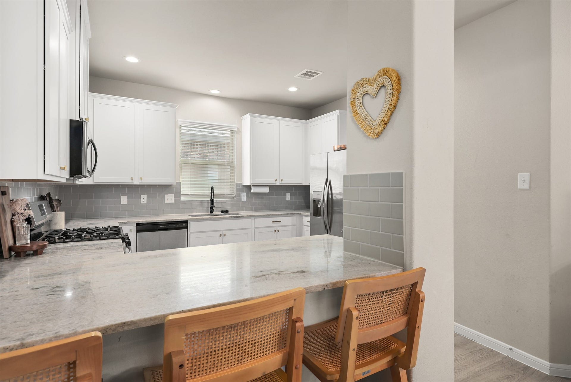 13133 Leisure Cove Drive, Texas City, TX 77568 13133 Leisure Cove Drive, Texas City, TX 77568