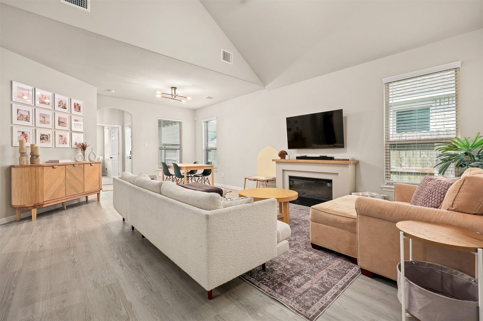 13133 Leisure Cove Drive, Texas City, TX 77568 13133 Leisure Cove Drive, Texas City, TX 77568