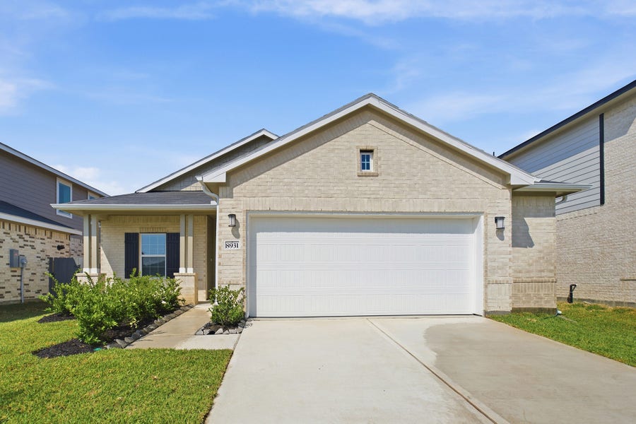 Property photo for 8931 Gull Canyon Drive, Baytown, TX