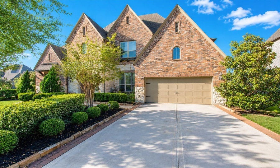 Property photo for 3 Solebrook Path, Tomball, TX