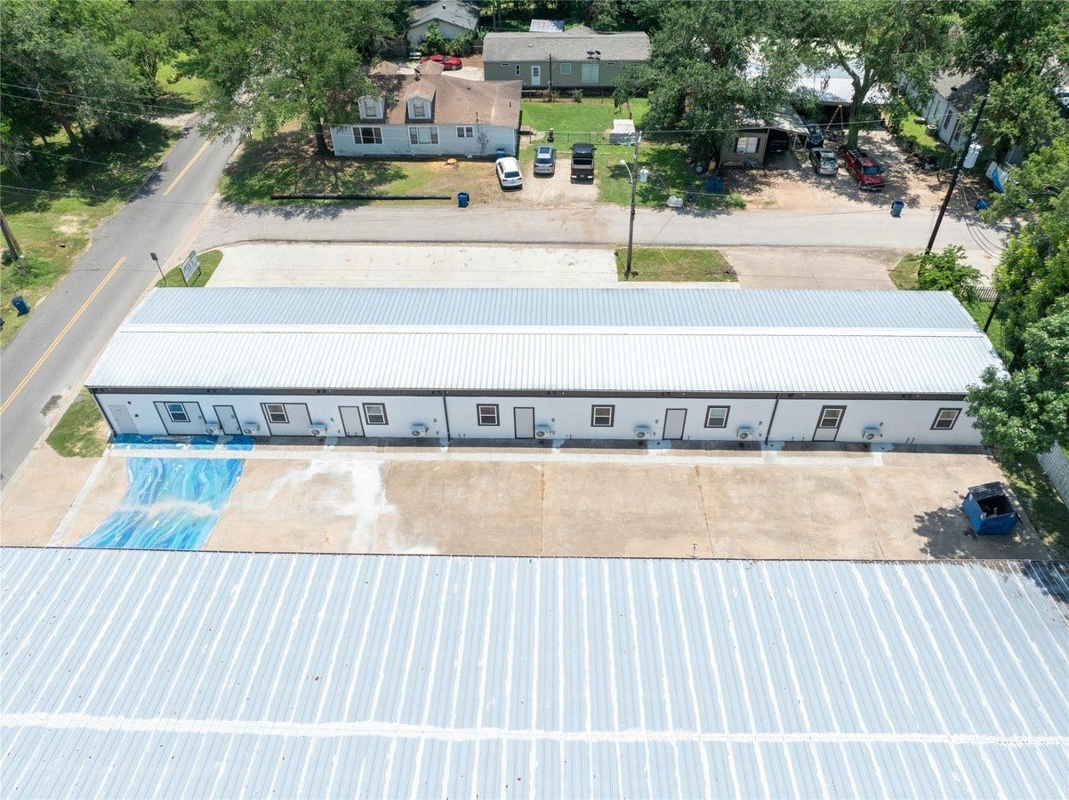 2612 Castle Street, #B, Waller, TX 77484 2612 Castle Street, #B, Waller, TX 77484