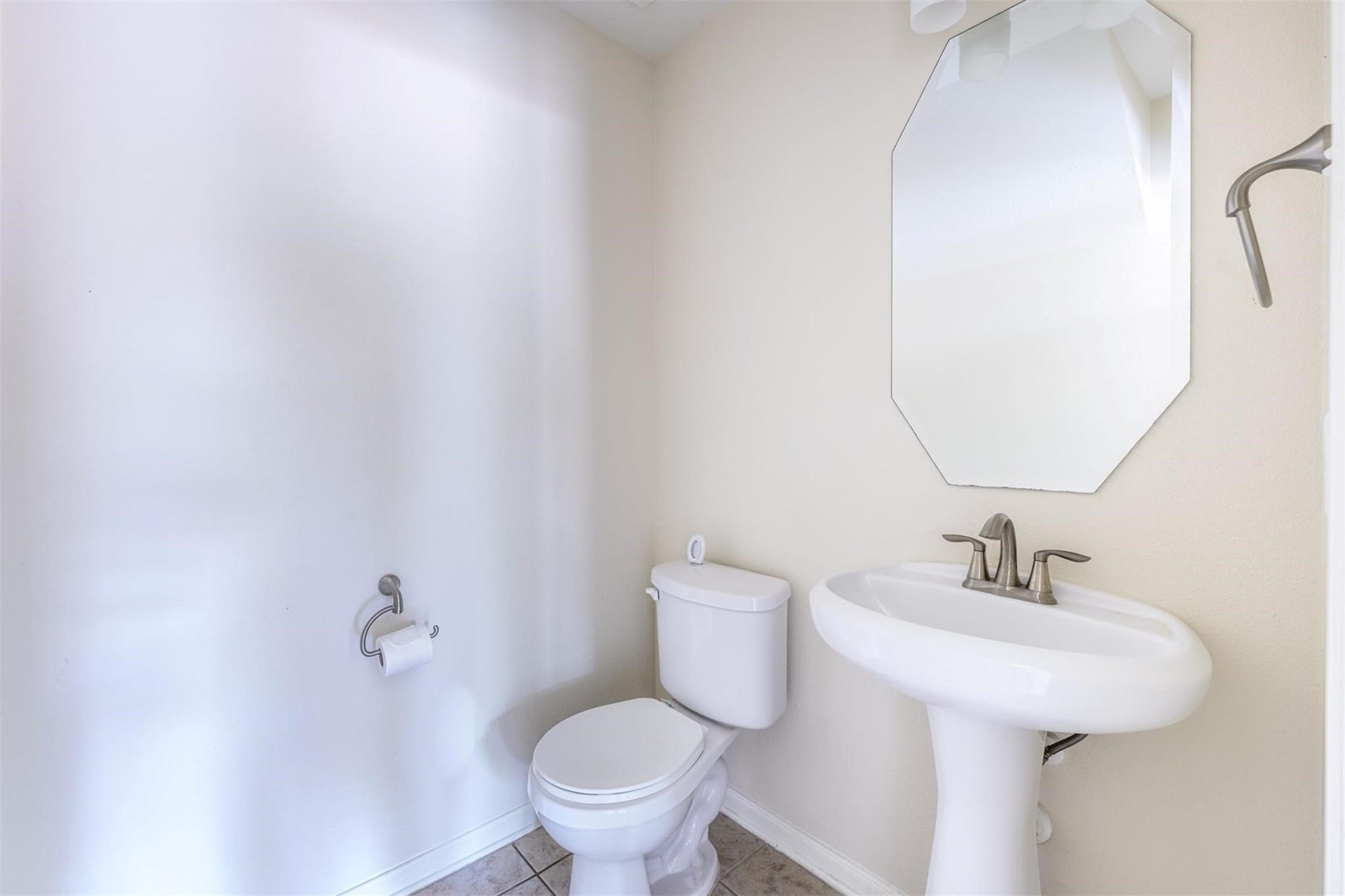 18961 Bobcat Path Court, Houston, TX 77073