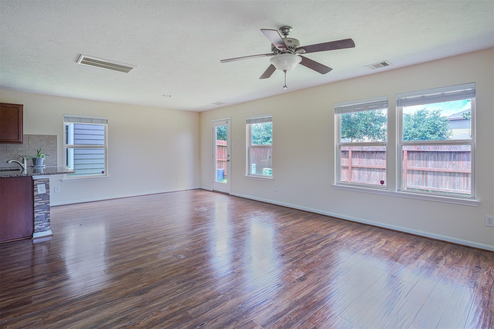 18961 Bobcat Path Court, Houston, TX 77073