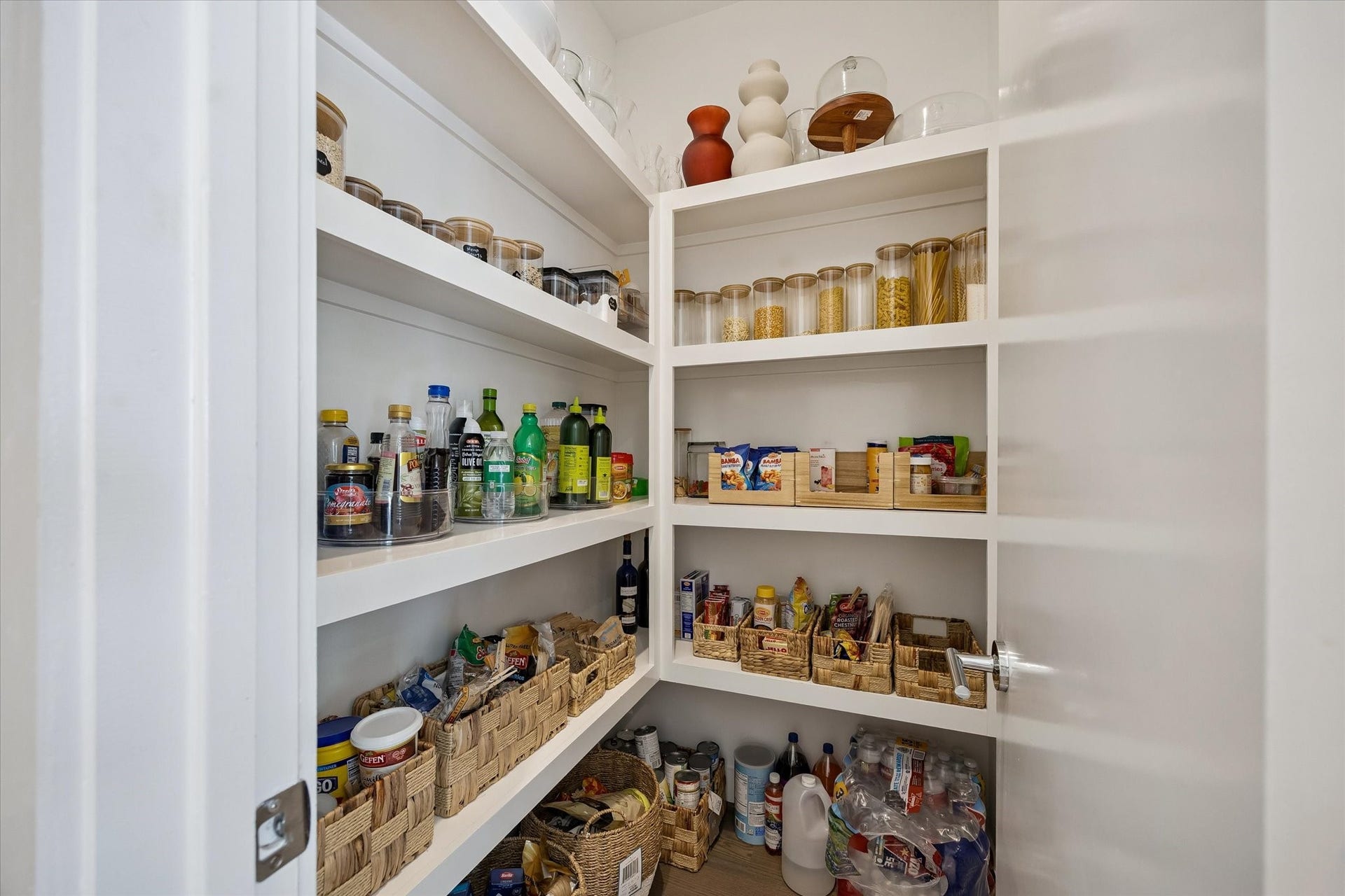 Walk-in pantry