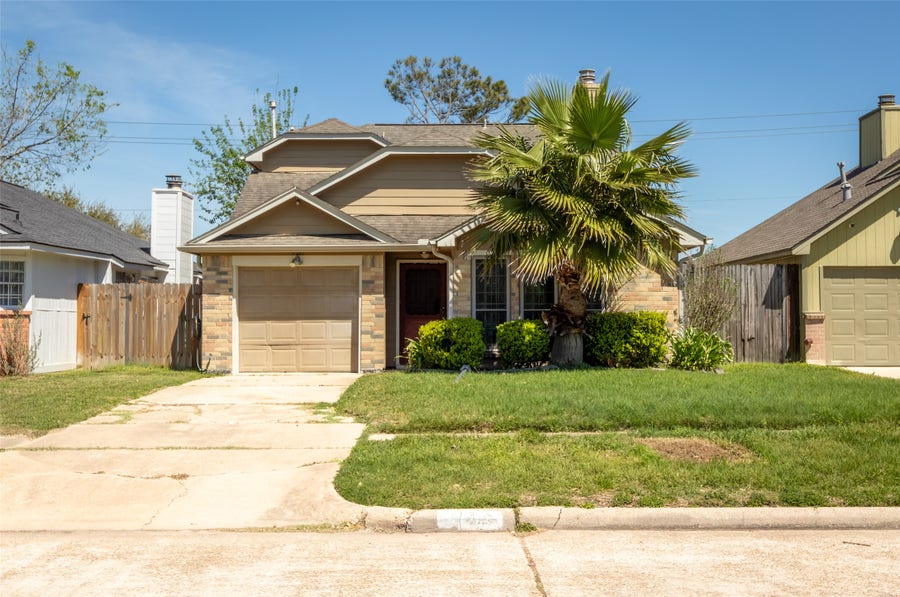 Property photo for 5730 Gineridge Drive, Houston, TX